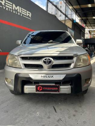 TOYOTA HILUX 2.5 STD 4X4 CD 16V TURBO DIESEL 4P MANUAL TOYOTA HILUX 2.5 STD 4X4 CD 16V TURBO DIESEL 4P MANUAL